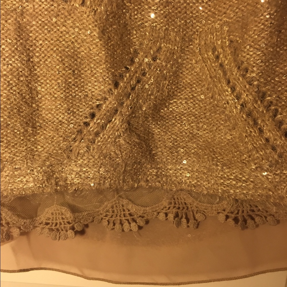 Fancy sweater - Picture 2 of 3